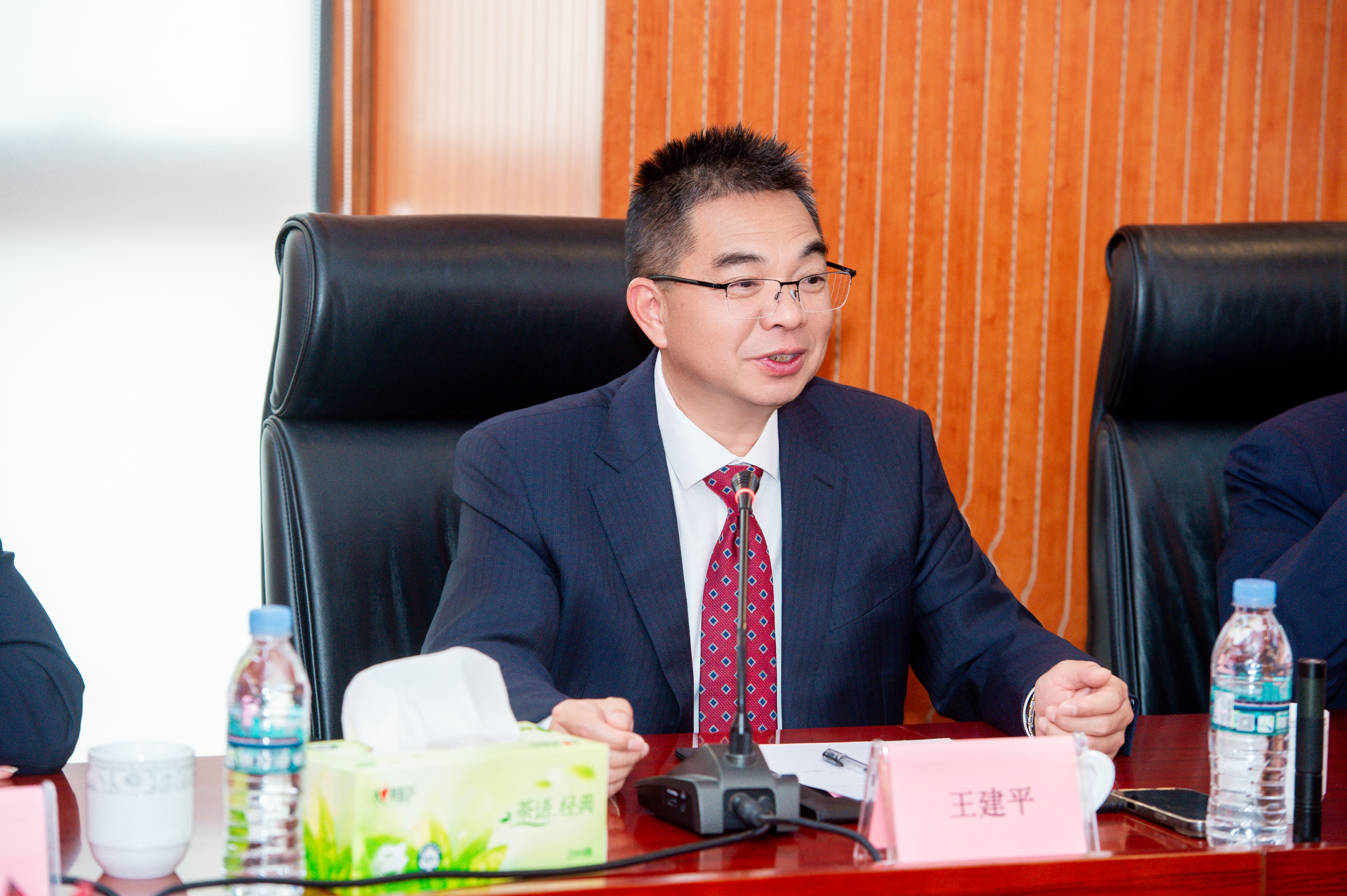 1774576238978454.jpg DTH_6109.jpg